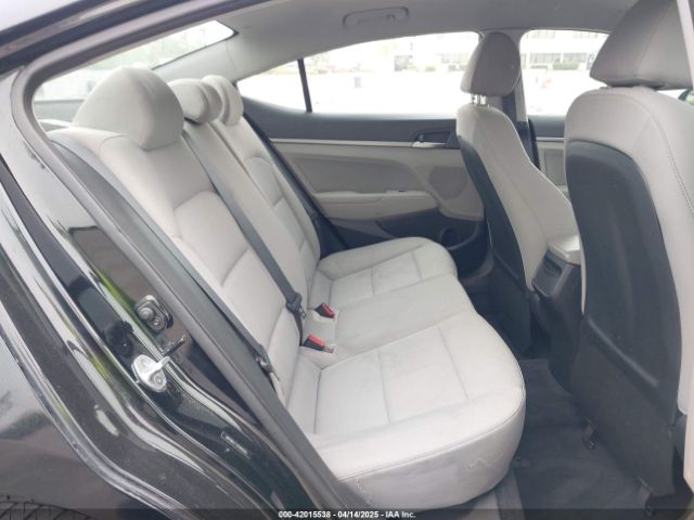 5NPD84LF7HH009262 Hyundai ELANTRA SE