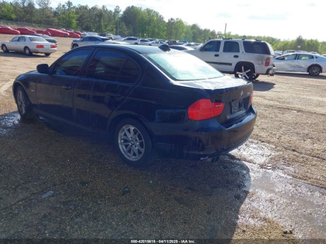 2010 BMW 3 SERIES WBAPH7G5XANM49236 Photo 2