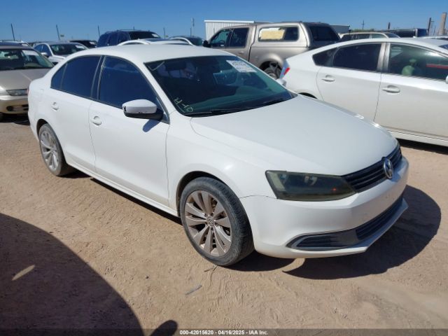 3VW2K7AJ9EM208818 auction archive image