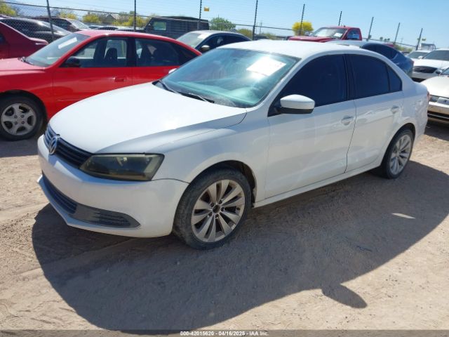 3VW2K7AJ9EM208818 Volkswagen Jetta 2.0l S
