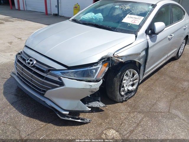 Hyundai ELANTRA SE 2019 5NPD74LF4KH432441 Image 6