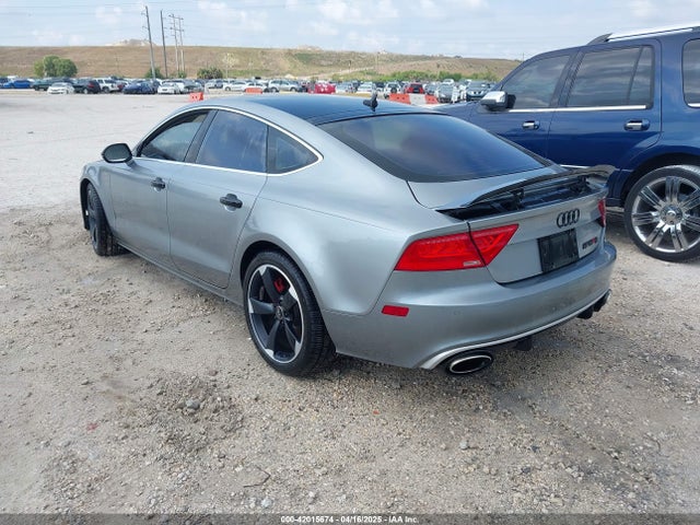 2012 AUDI A7 WAUSGBFC3CN012116 Photo 2