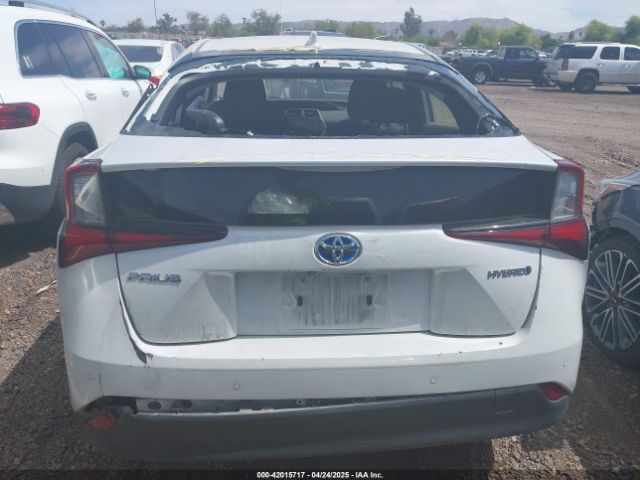 JTDKAMFUXN3181752 Toyota Prius Le