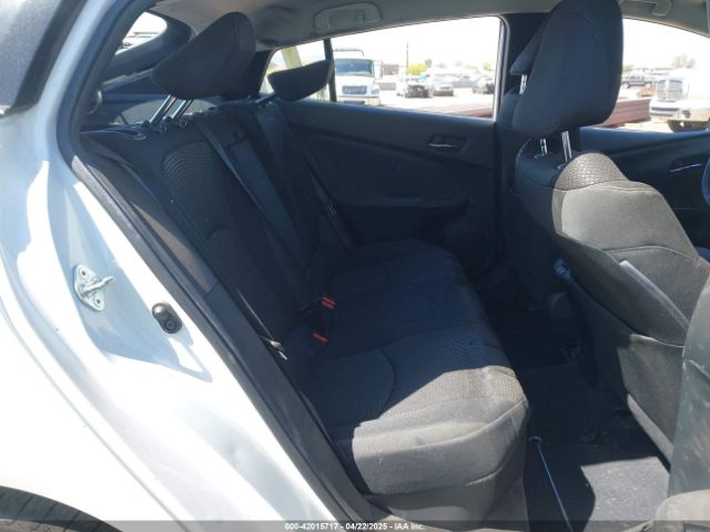 JTDKAMFUXN3181752 Toyota Prius Le