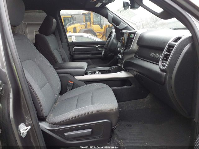 2022 RAM 1500 1C6SRFFT2NN441679 Photo 4