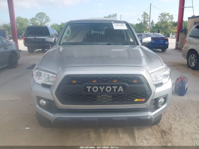 3TYDZ5BN1NT017525 Toyota Tacoma Sr5 V6