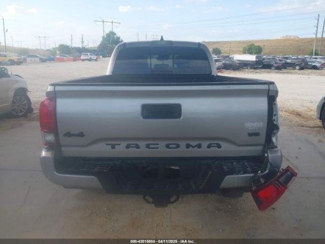 3TYDZ5BN1NT017525 Toyota Tacoma Sr5 V6