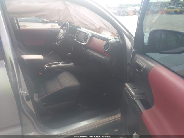 3TYDZ5BN1NT017525 Toyota Tacoma Sr5 V6