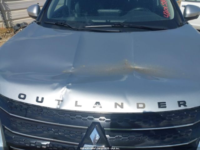 JA4J3UA82NZ021498 Mitsubishi Outlander Se/black Edition