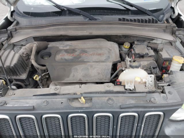 ZACCJABT9FPB51154 Jeep Renegade Latitude