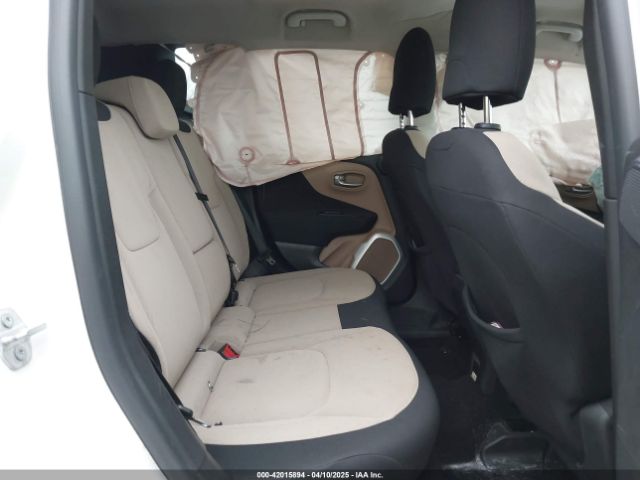 ZACCJABT9FPB51154 Jeep Renegade Latitude