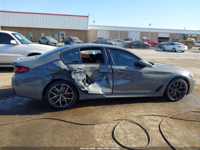 WBA13BJ0XNWX76899 BMW 530 I Xdrive