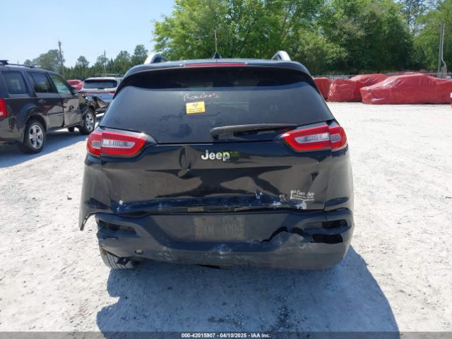 1C4PJLABXFW669640 Jeep Cherokee Sport