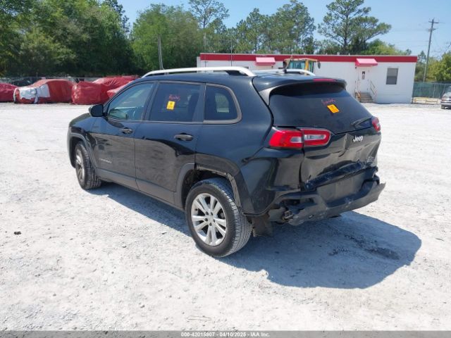 1C4PJLABXFW669640 Jeep Cherokee Sport