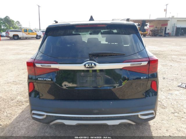 KNDERCAAXM7228380 KIA SELTOS EX