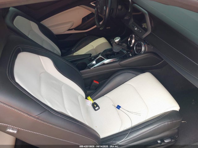 1G1FD1RSXM0131203 Chevrolet Camaro Rwd  2lt