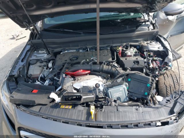 W1N4M4HBXPW316668 Mercedes-Benz Glb 250 4matic