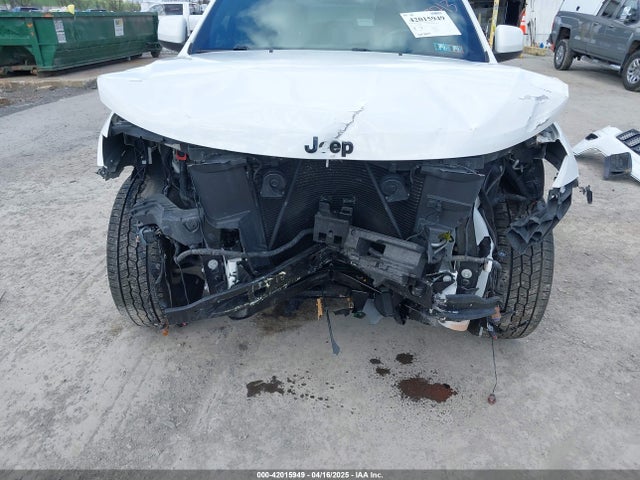 1C4RJFAG6MC678713 Jeep Grand Cherokee Laredo X 4x4