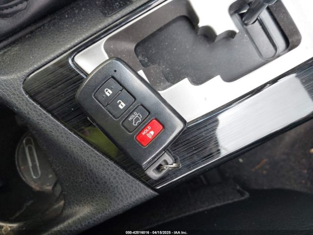 JTMDFREV0JD240717 Toyota Rav4 Limited/se/platinum