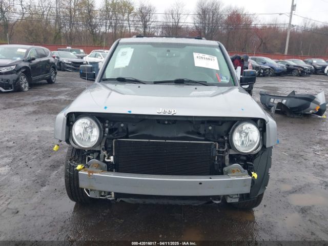 1C4NJRFB2FD292056 Jeep Patriot Latitude