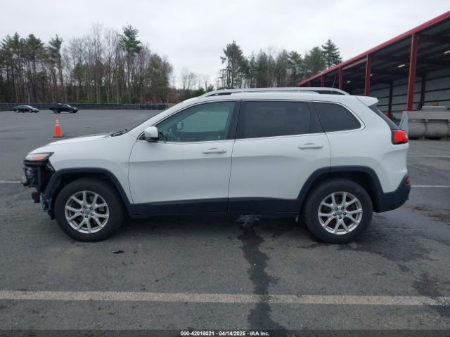 1C4PJMCB6HW621929 Jeep Cherokee Latitude 4x4