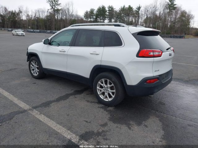 1C4PJMCB6HW621929 Jeep Cherokee Latitude 4x4