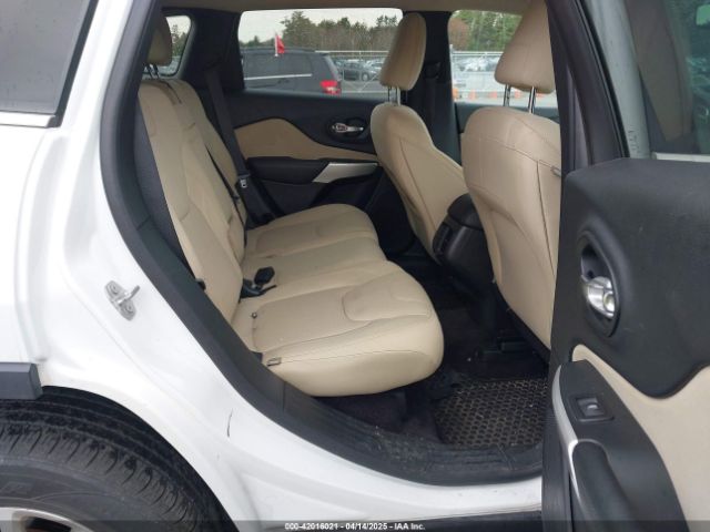 1C4PJMCB6HW621929 Jeep Cherokee Latitude 4x4
