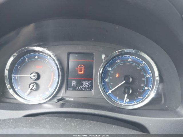 2T1BURHE0JC051359 Toyota COROLLA LE