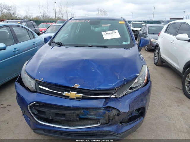 3GNCJKSB0HL177786 Chevrolet TRAX LS