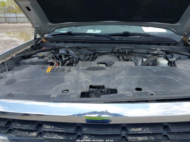 1GCVKREH9JZ119861 Chevrolet Silverado 1500 1lt
