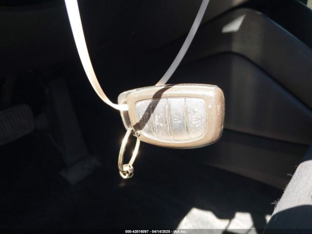 KM8J33A42MU309431 Hyundai Tucson Value
