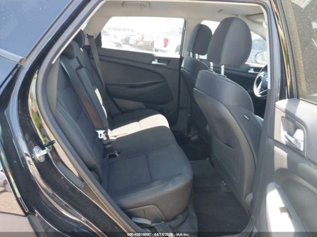 KM8J33A42MU309431 Hyundai Tucson Value