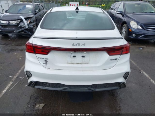 3KPF54AD5PE583428 KIA Forte Gt-line