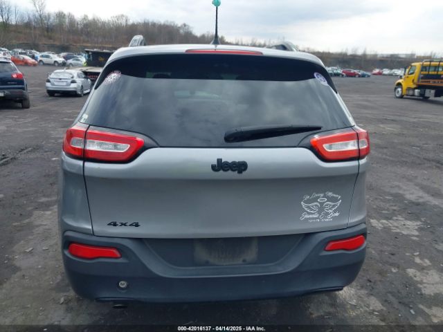 1C4PJMAB7HW566703 Jeep Cherokee Altitude 4x4