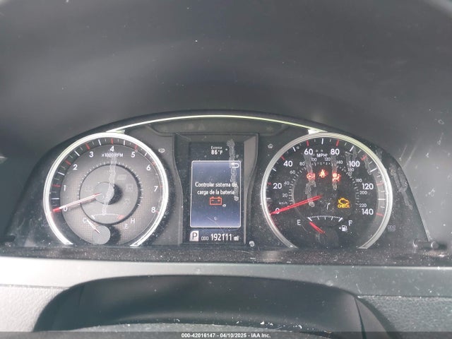 4T1BF1FK1HU734975 Toyota CAMRY SE