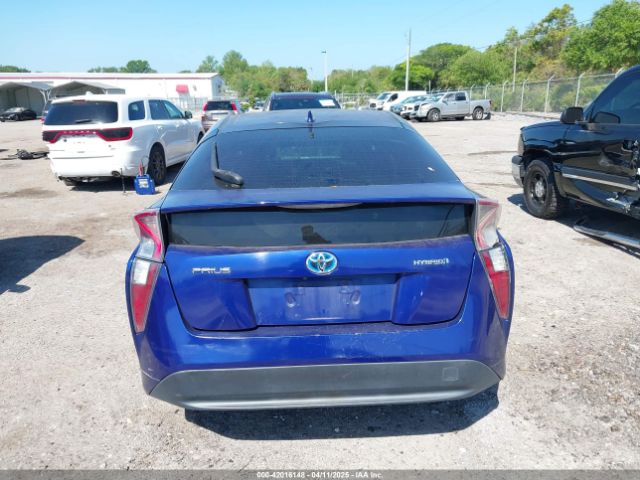 JTDKARFU3G3524286 Toyota Prius Three