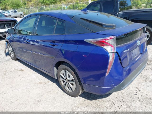 JTDKARFU3G3524286 Toyota Prius Three