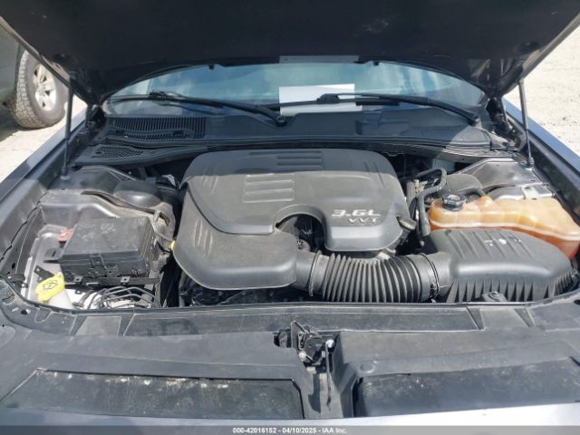 2C3CDZAG7JH132871 Dodge Challenger Sxt