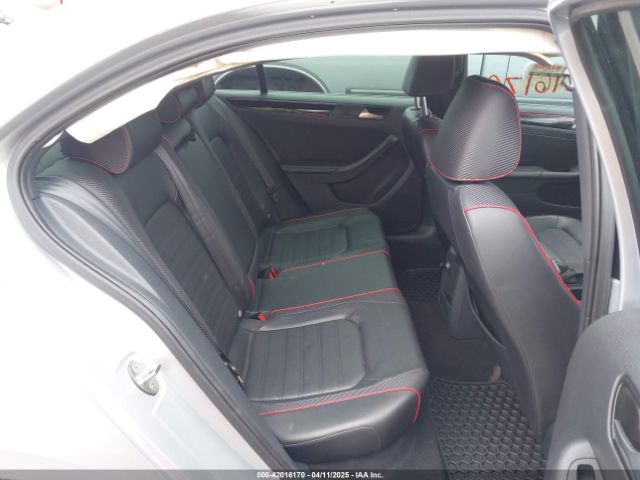 3VW4T7AJ6FM419448 Volkswagen Jetta 2.0t Gli Se