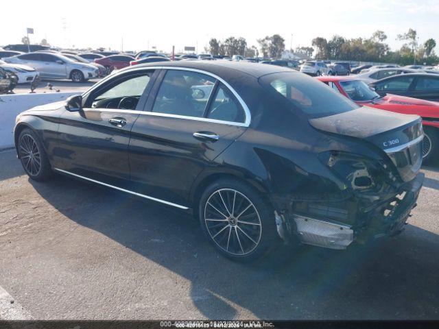 2021 MERCEDES-BENZ C 300 W1KWF8DB4MR612681 Photo 2