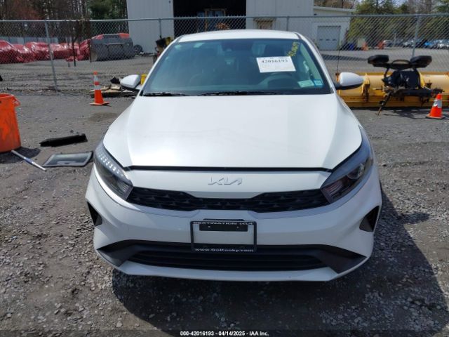 3KPF24AD8RE824488 KIA Forte Lxs