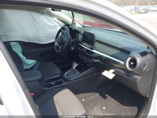 3KPF24AD8RE824488 KIA Forte Lxs