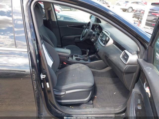 5XYPG4A31HG208677 KIA Sorento 2.4l Lx