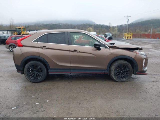JA4AT4AA1JZ066378 Mitsubishi Eclipse Cross Le