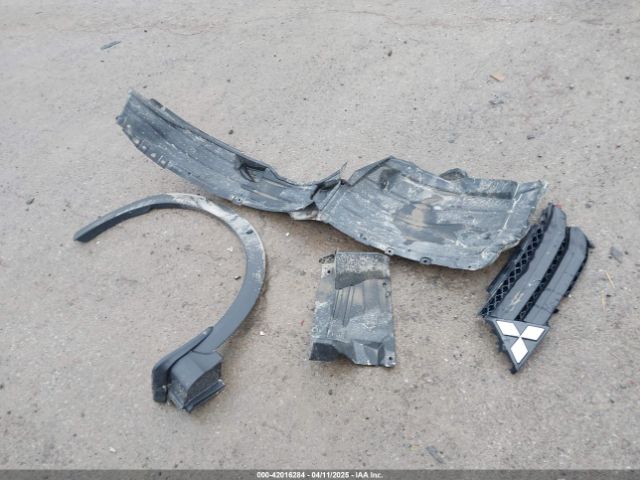 JA4AT4AA1JZ066378 Mitsubishi Eclipse Cross Le