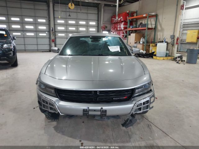 2C3CDXBG8JH174324 Dodge Charger Sxt Rwd