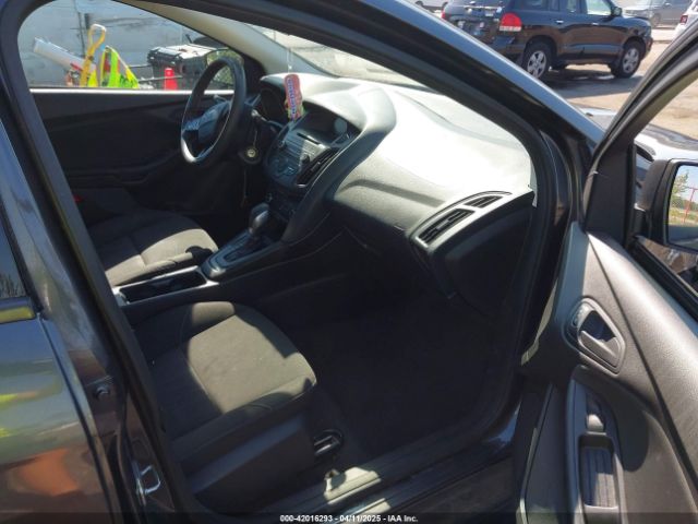 1FADP3E21FL322331 Ford FOCUS S