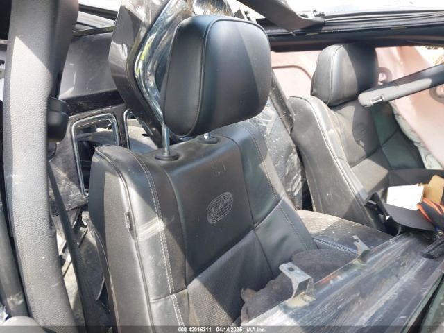 1C4RJFCG0EC137669 Jeep Grand Cherokee Overland