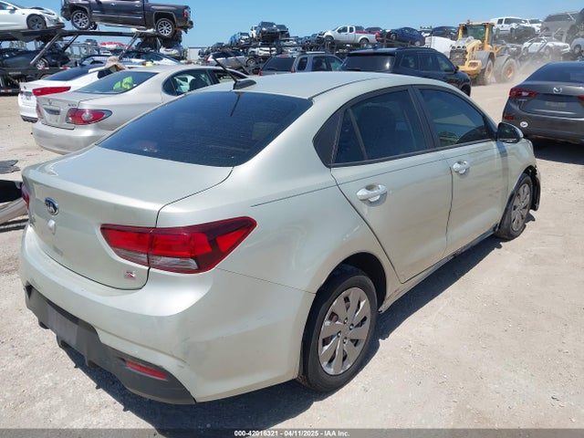 3KPA24AB2JE137858 KIA RIO S