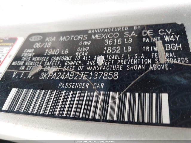 3KPA24AB2JE137858 KIA RIO S